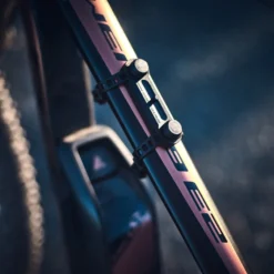 Fidlock TWIST Uni Base - Zwart -Trap Vlot Verkoopwinkel 09620 fidlock TWIST uni base outdoor 01 scaled