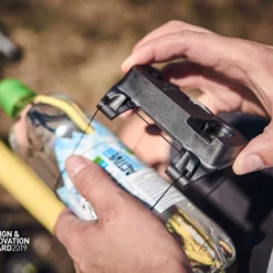 Fidlock TWIST Uni Aansluitset + Bike Base - Zwart -Trap Vlot Verkoopwinkel 09622 fidlock TWIST uni connector outdoor 05 scaled