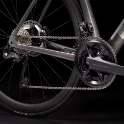 Émonda SLR 7 Dark Prismatic/Trek Black -Trap Vlot Verkoopwinkel EmondaSLR7 22 35487 A Alt9